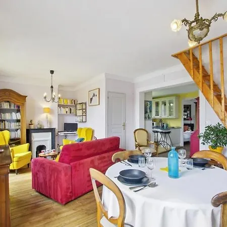 Apartment Authentic Parisian Paris
